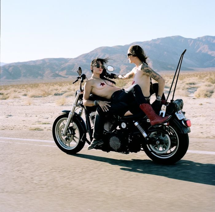 Girls on a motorcycle in Veracruz