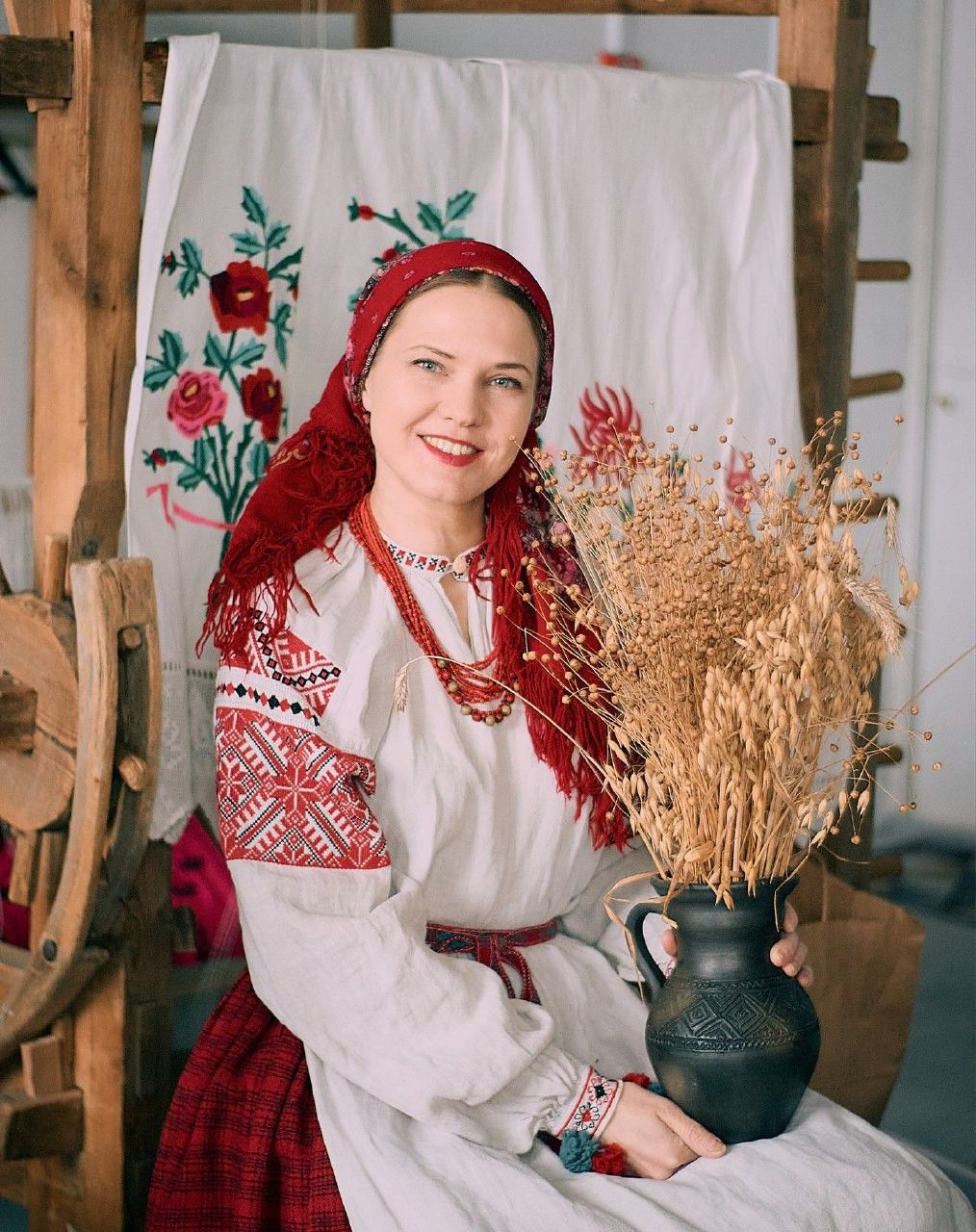 Women in Slavic costumes in Veracruz
