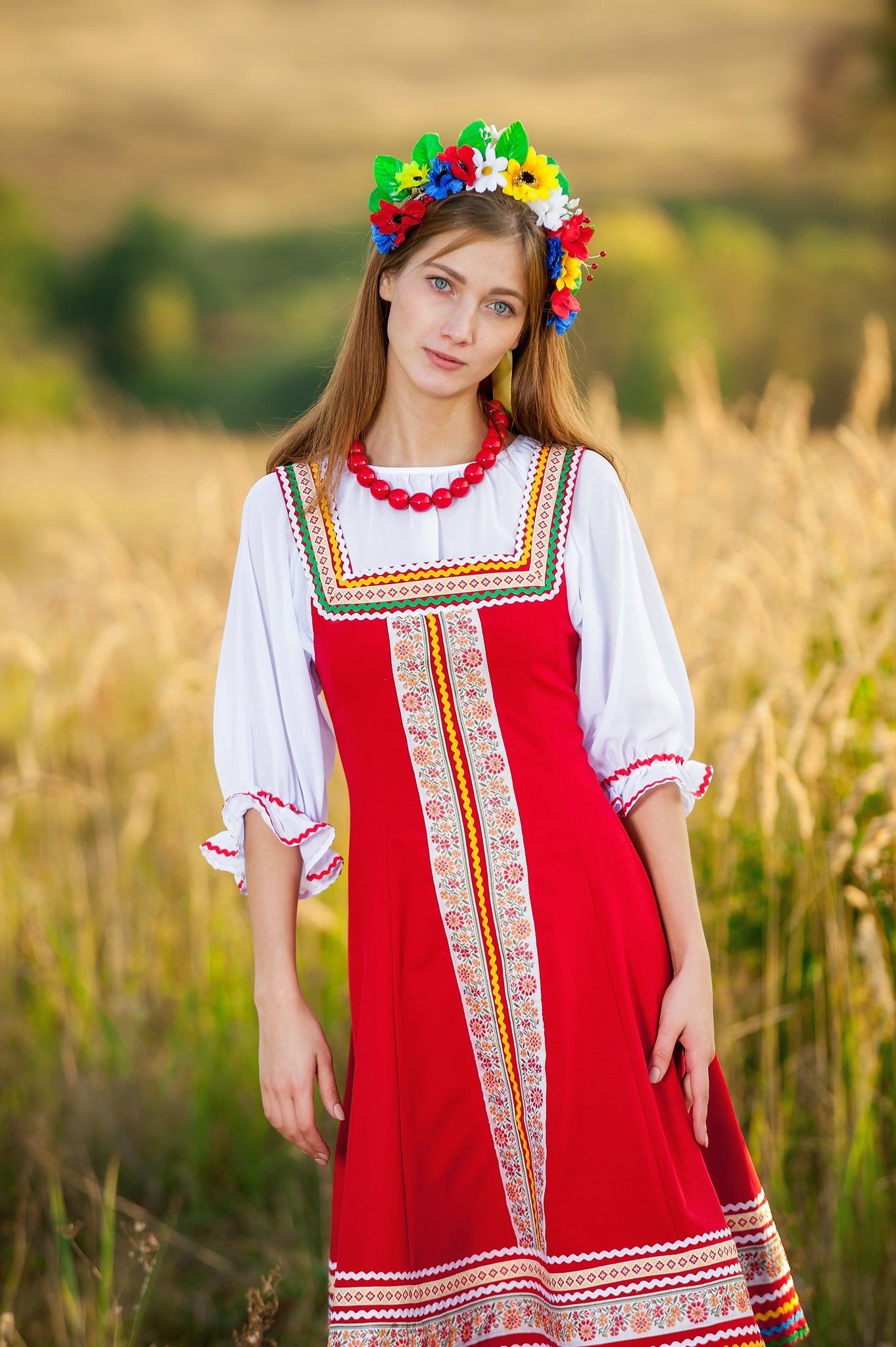 Women in Slavic costumes in Veracruz