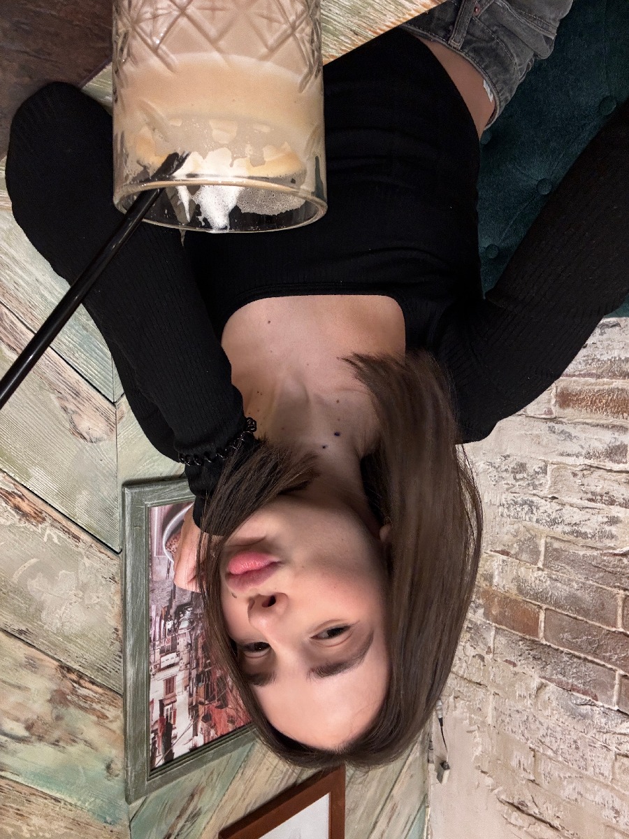 Fresh photos, fresh mood — Tina online in Veracruz